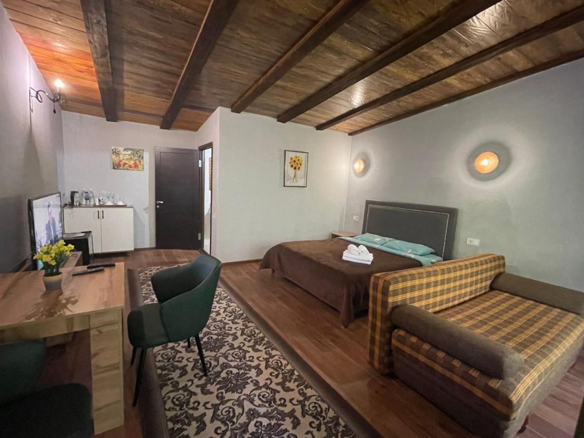 Bed and Breakfast Private Щучинск Экстерьер фото