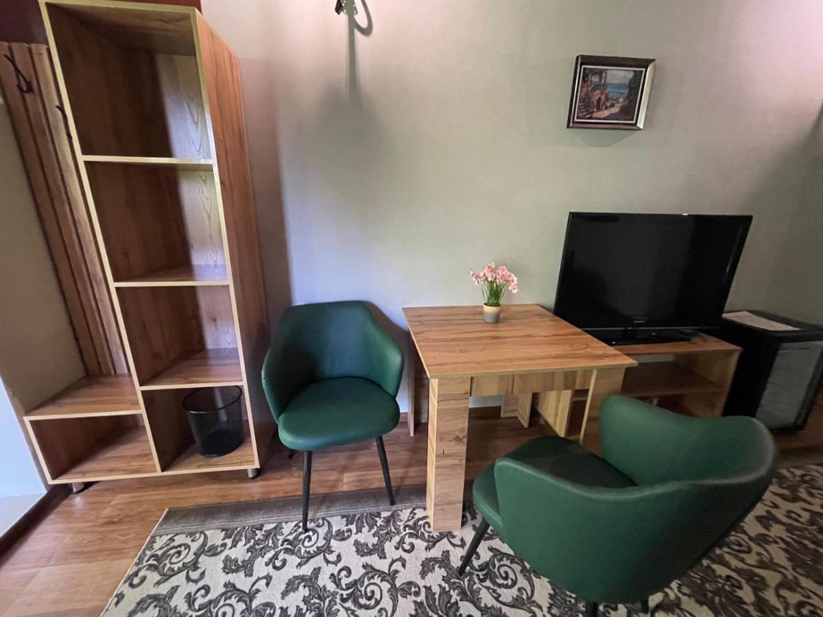 Bed and Breakfast Private Щучинск Экстерьер фото