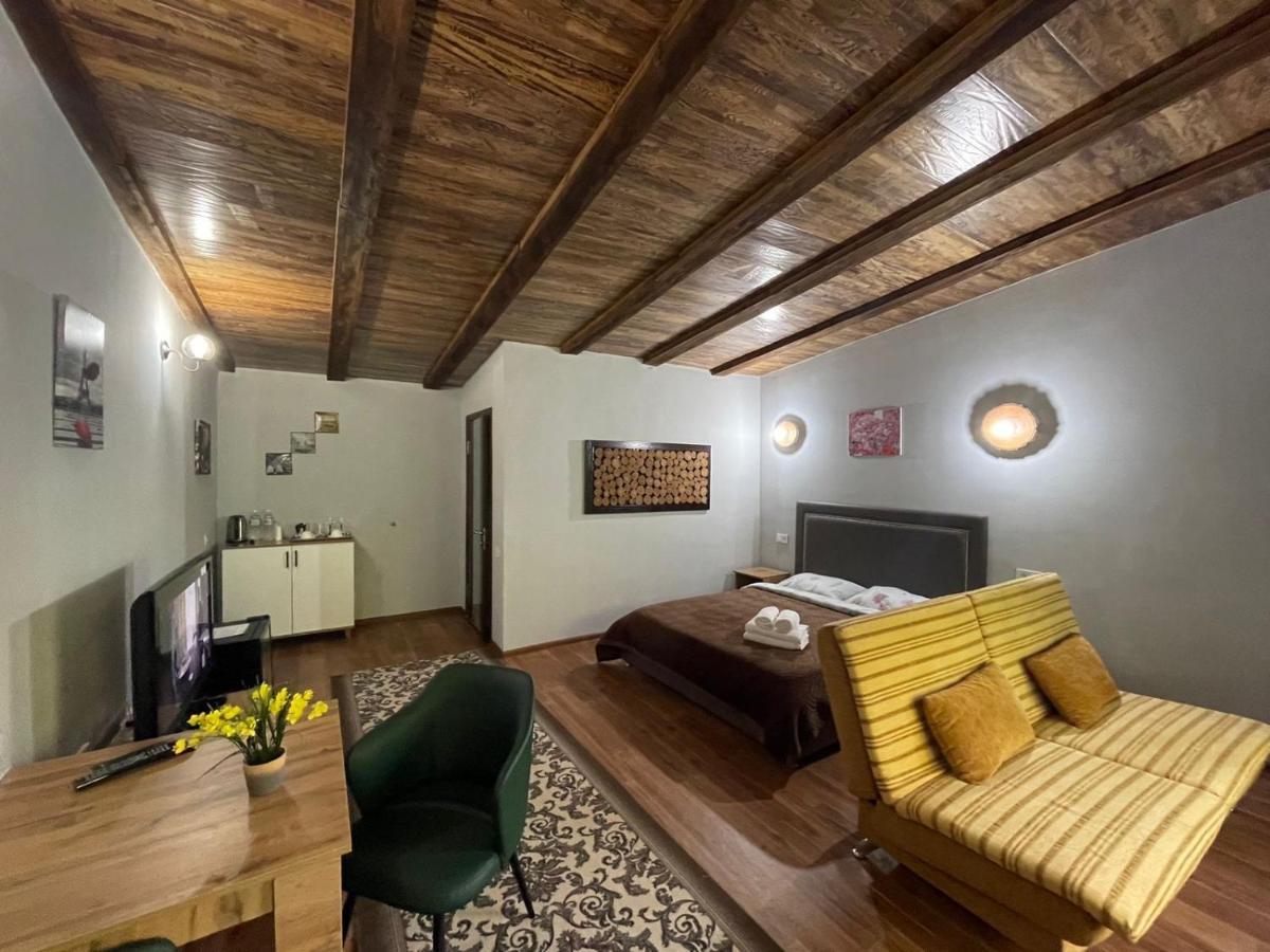 Bed and Breakfast Private Щучинск Экстерьер фото